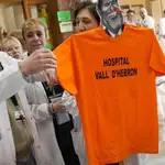  Los sanitarios retoman las protestas contra los recortes presupuestarios