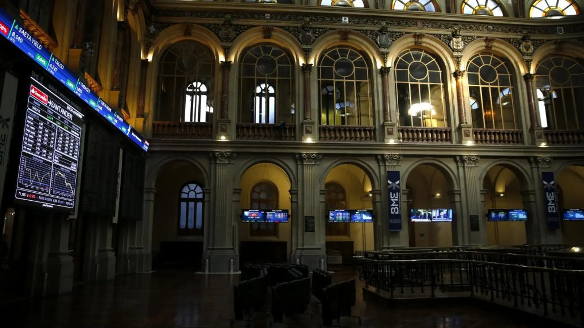 Paneles de la Bolsa de Madrid