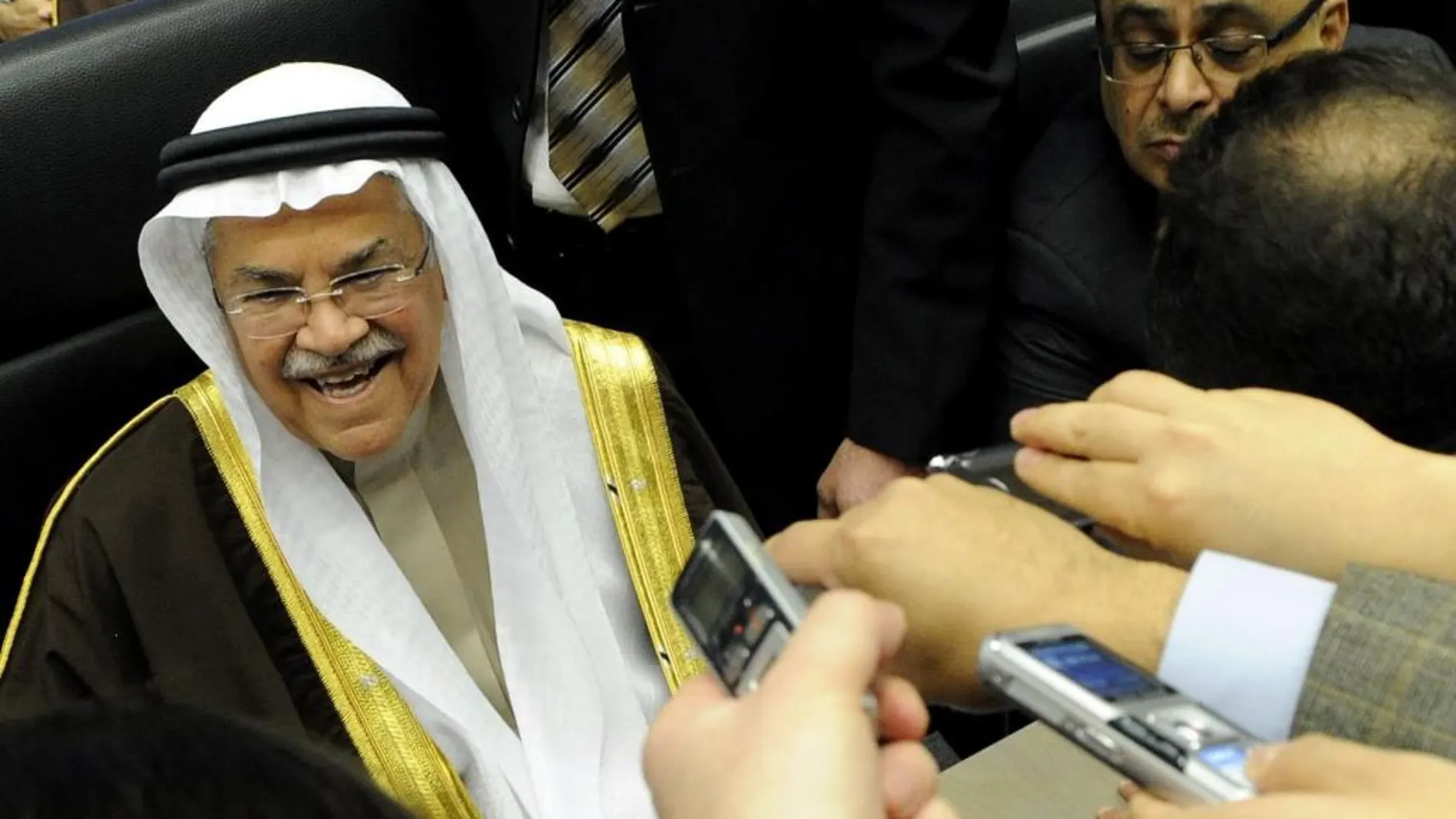 El ministro del Petróleo saudí, Ali I. Naimi, en la reunión de la Organización de Países Exportadores de Petróleo (OPEP)