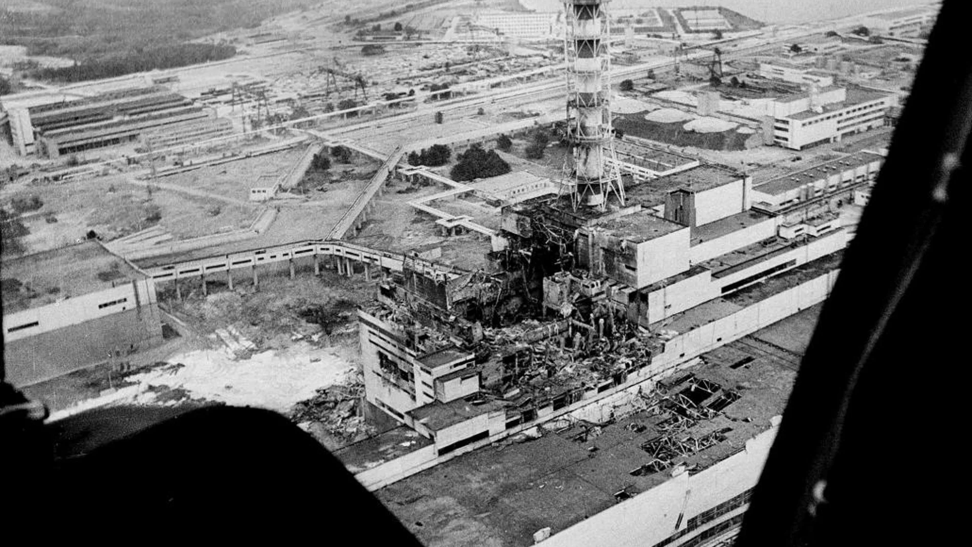 Central nuclear de Chernóbil después de la explosión