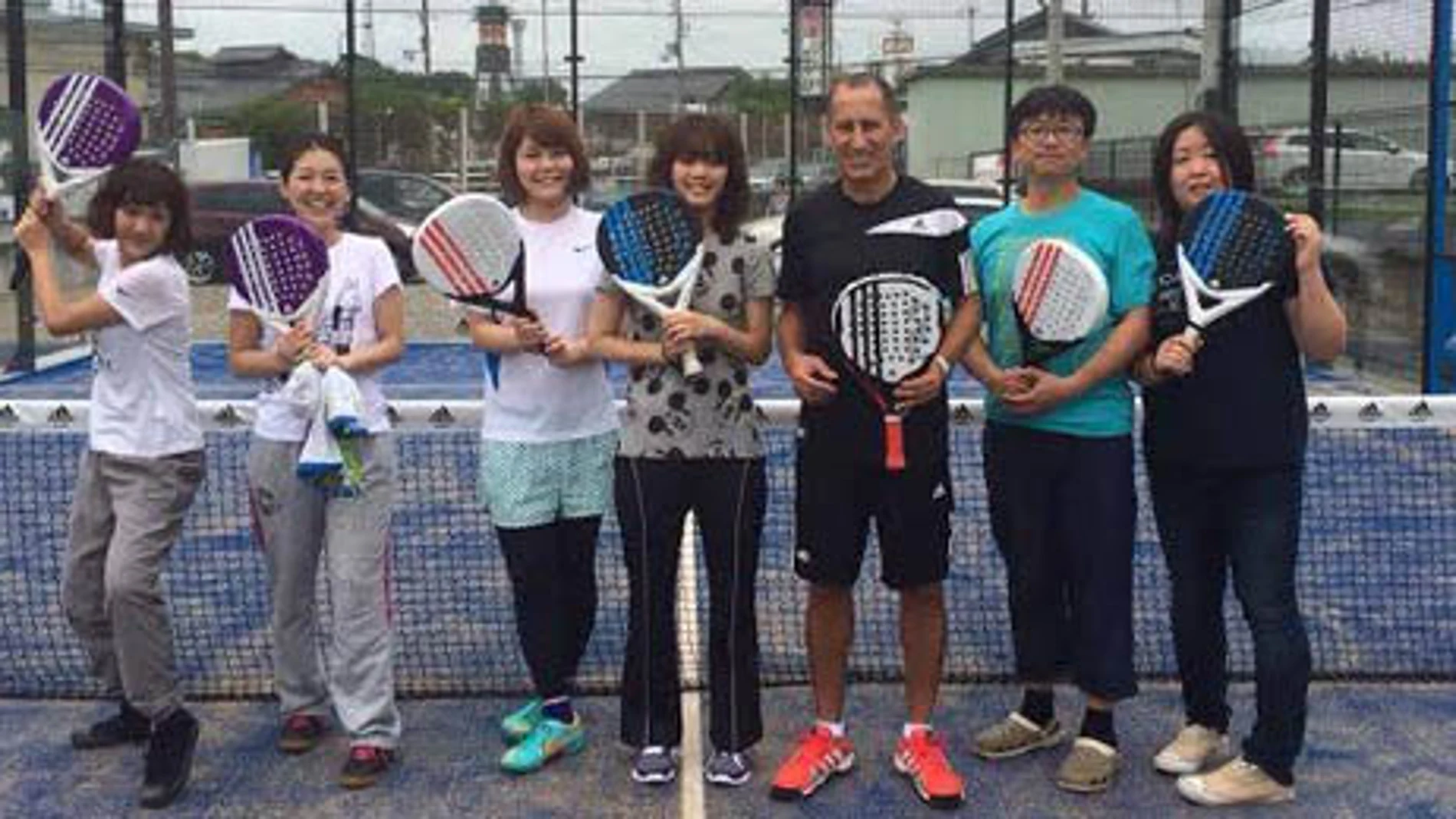 adidas padel en Japón
