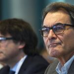 Artur Mas junto al president de la Generalitat, Carles Puigdemont durante el Consell Nacional del partido.