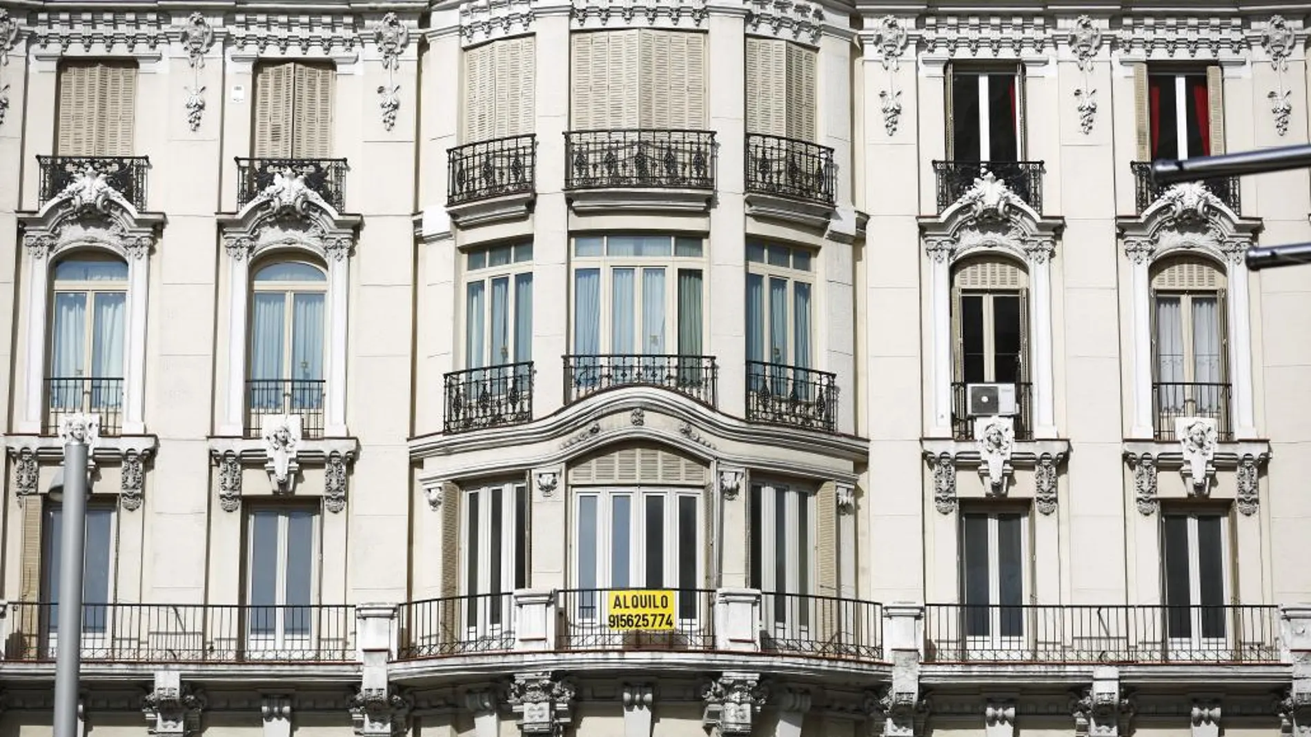 Santander, BBVA y Acciona lanzan la primera compañía de alquiler de pisos del país