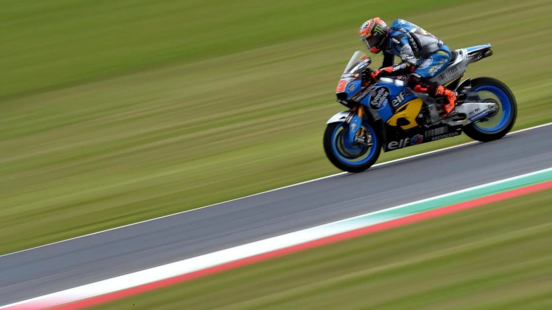 Tito Rabat durante el primer entrenamiento libre del Gran Premio de Italia en el circuito de Mugello