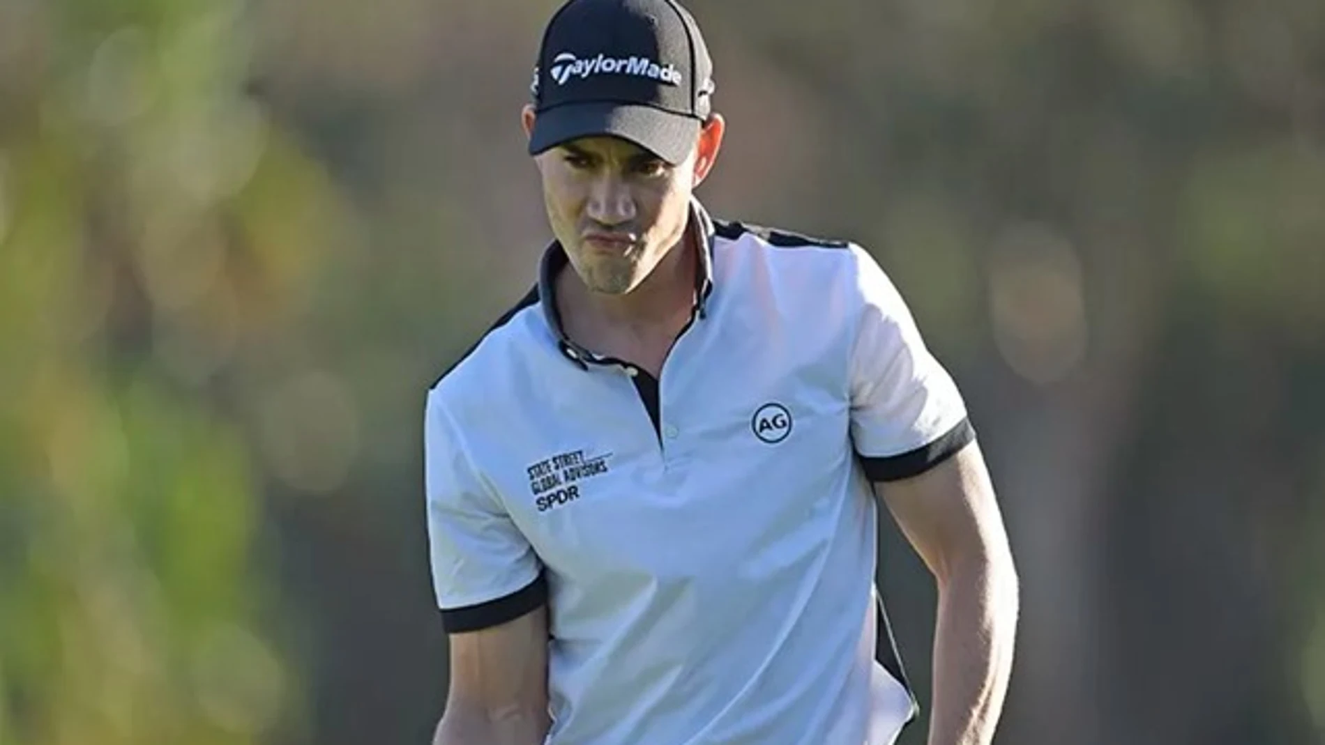 Camilo Villegas comanda en el inicio del Northern Trust Open