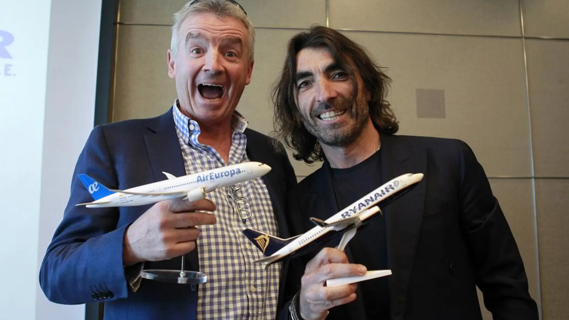 El consejero delegado de Ryanair, Michael O'Leary, y el consejero ejecutivo de Globalia, Javier Hidalgo