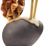 Las monas de Pascua de Oriol Balaguer para La Duquesita son una vuelta al cacao tradicional con un diseño innovador.