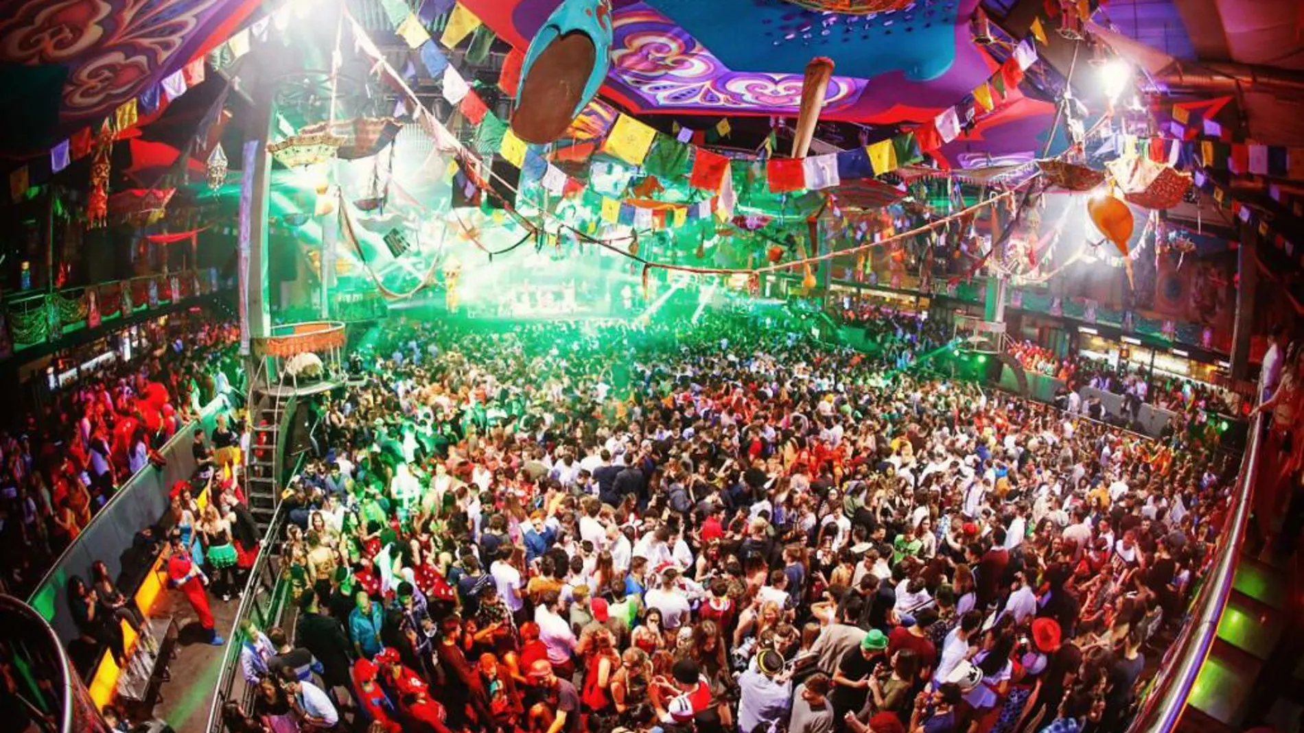 La discoteca más grande de Madrid celebraba el UniversiParaty de carnaval