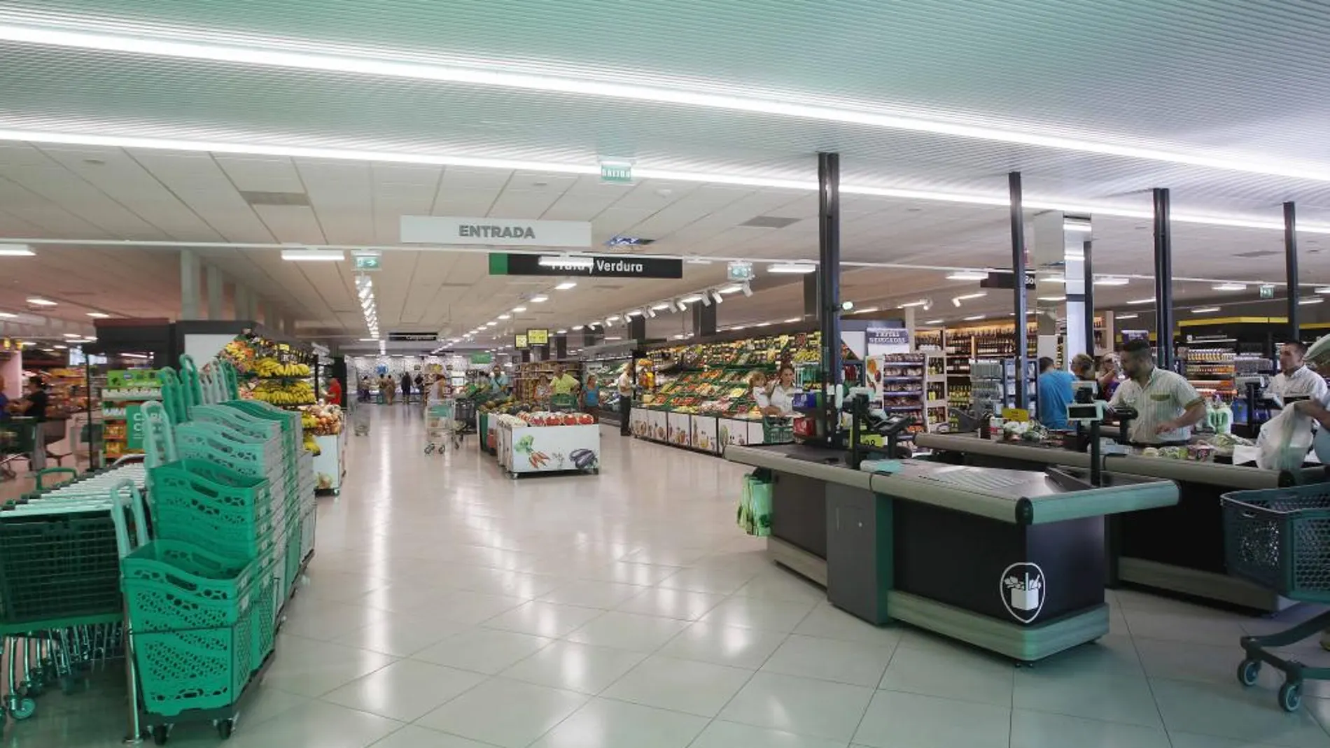El establecimiento de Mairena del Alcor (Sevilla) es un ejemplo de Nuevo Modelo de Tienda Eficiente