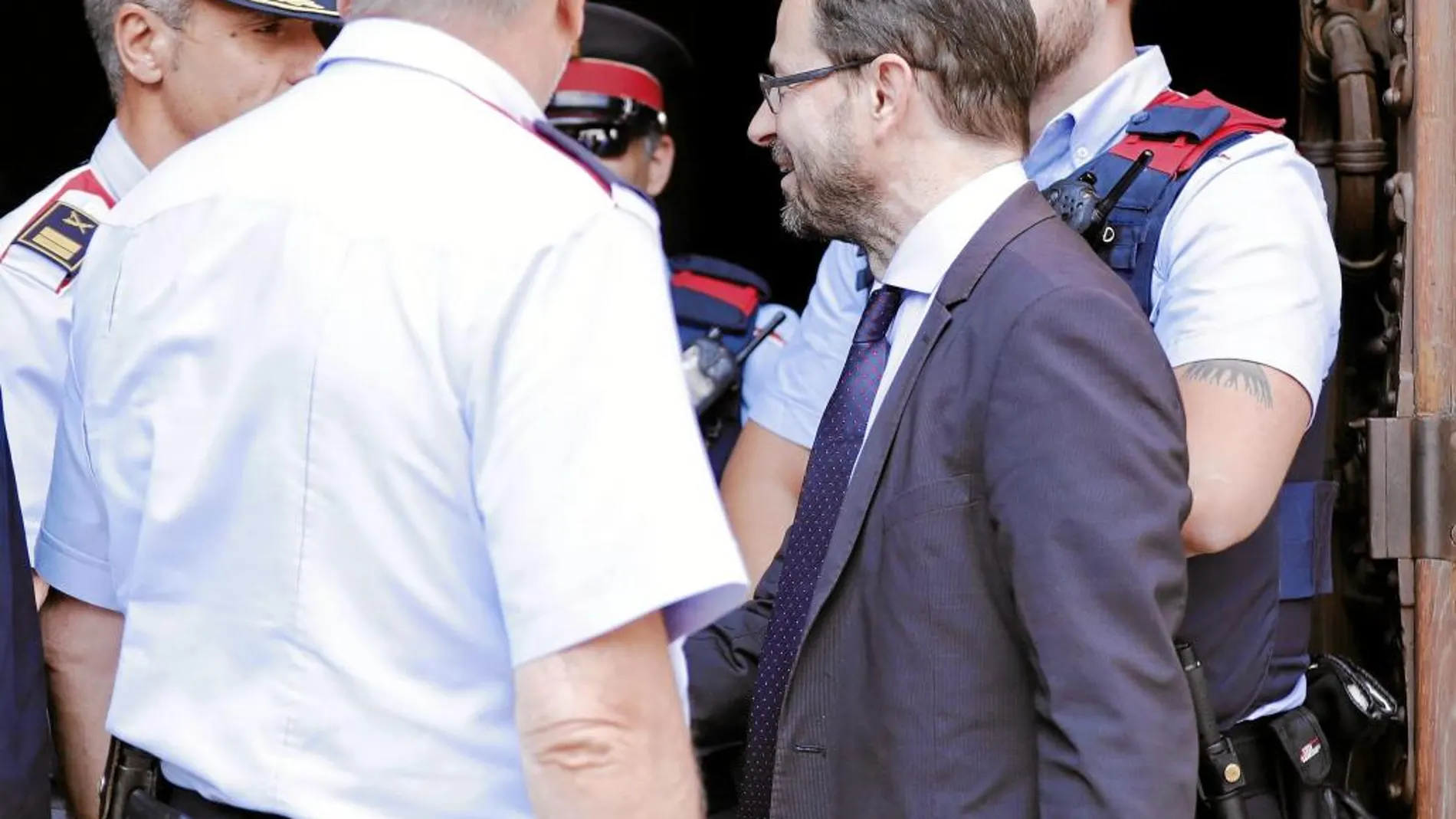 El fiscal Anticorrupción José Grinda (en la imagen) asistió ayer a los requerimientos junto a la Guardia Civil