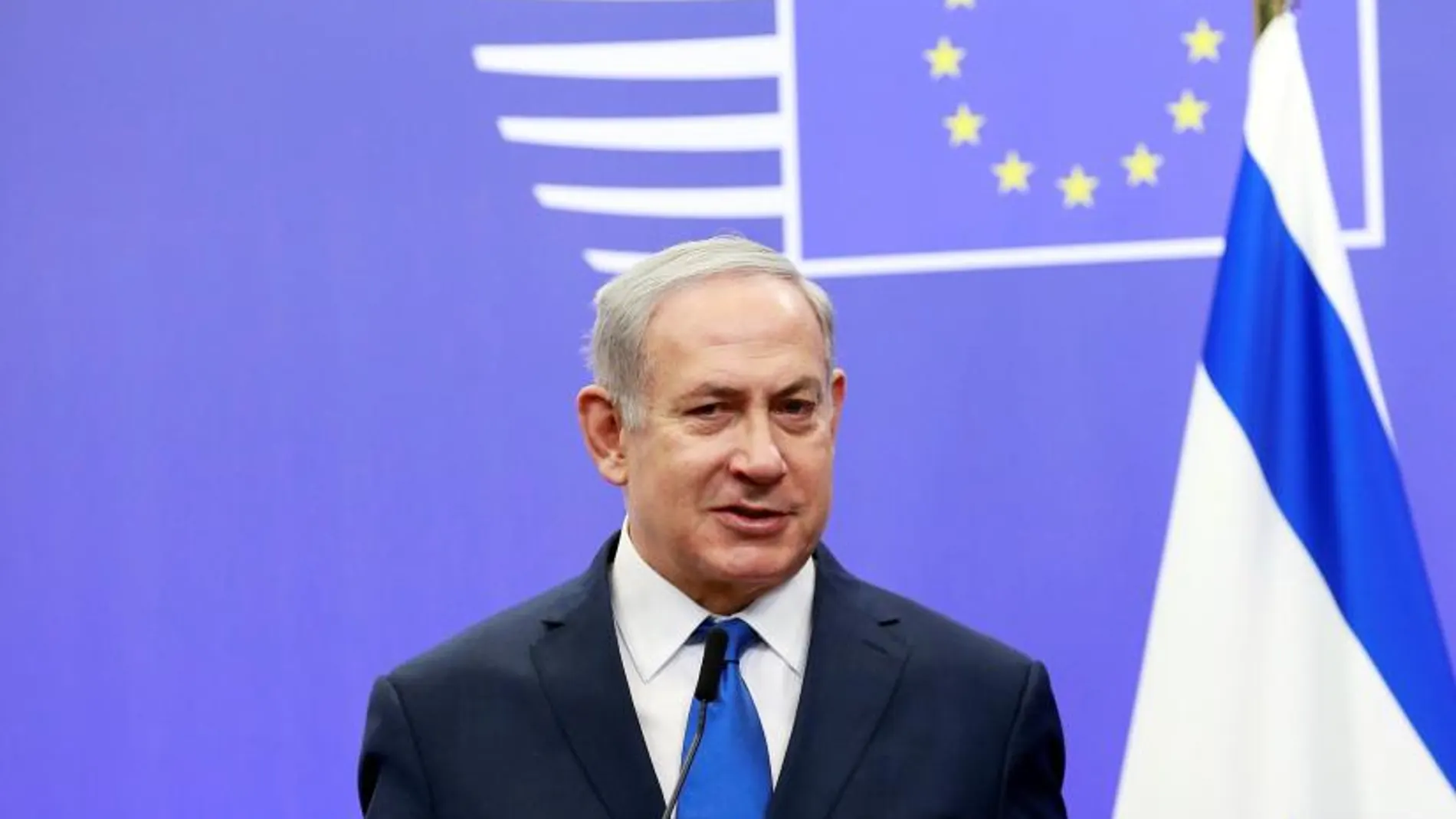 El primer ministro israelí, Benjamin Netanyahu, ofrece una rueda de prensa antes de su reunión con ministros de Exteriores de la Unión Europea en Bruselas