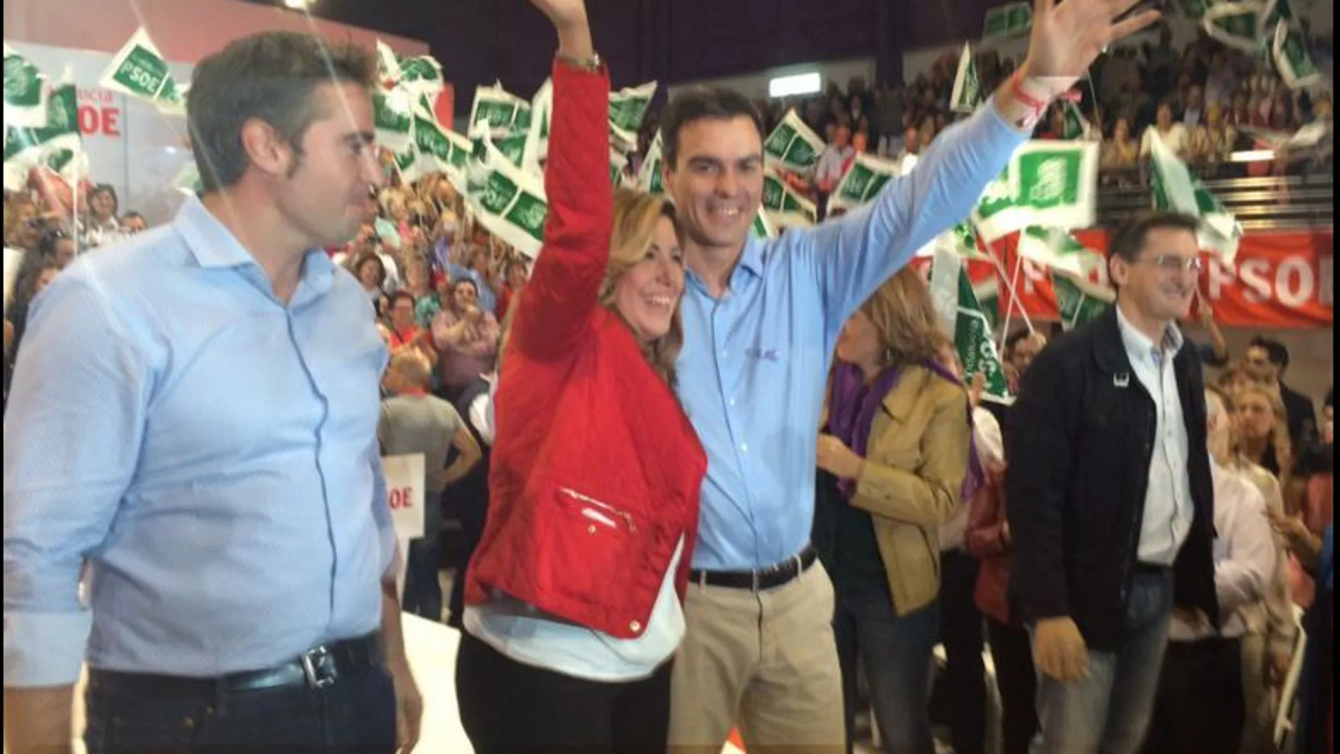 Pedro Sánchez y Susana Díaz coincidieron ayer en su primer acto conjunto para las elecciones generales
