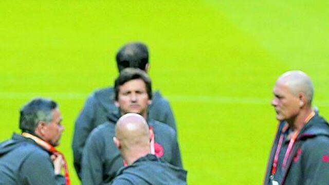 El Sevilla, ganador los tres últimos años, tendrá hoy heredero: el Ajax o los «red devils»