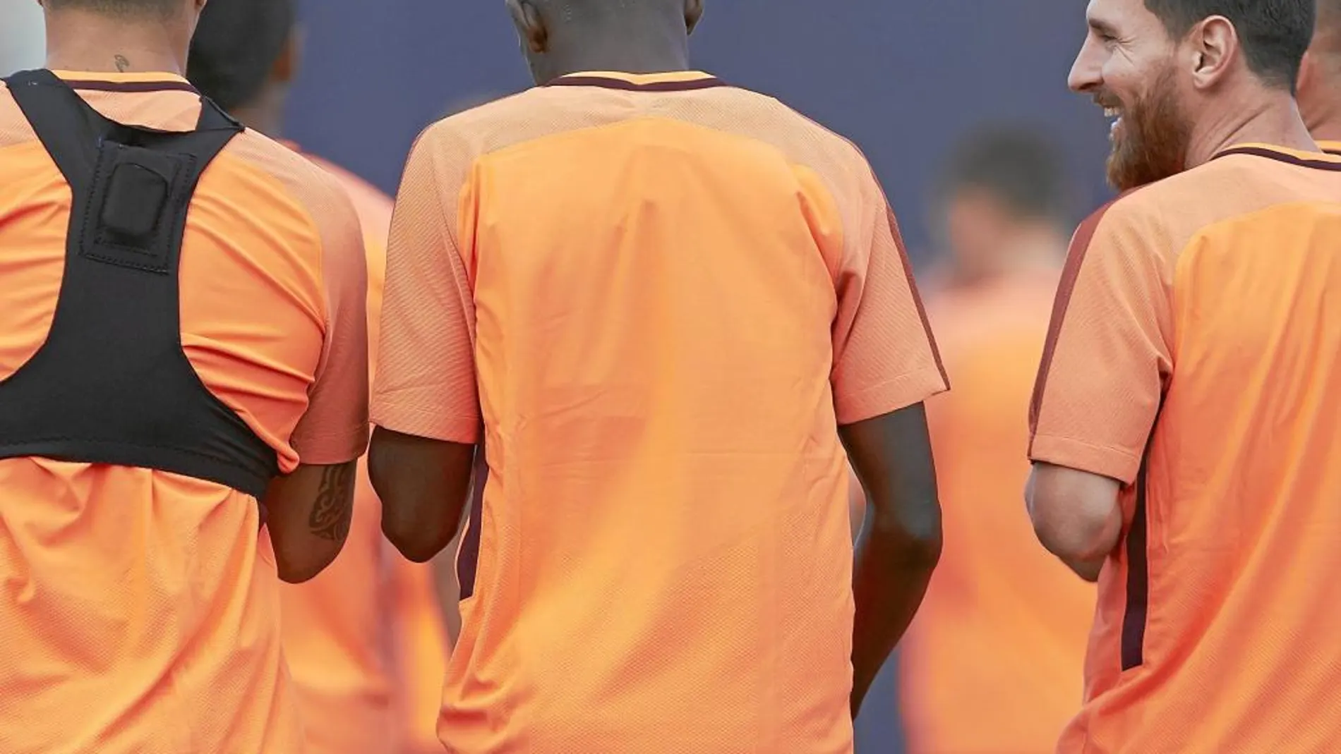 Luis Suárez, Dembélé y Messi, en el entrenamiento de ayer del Barcelona