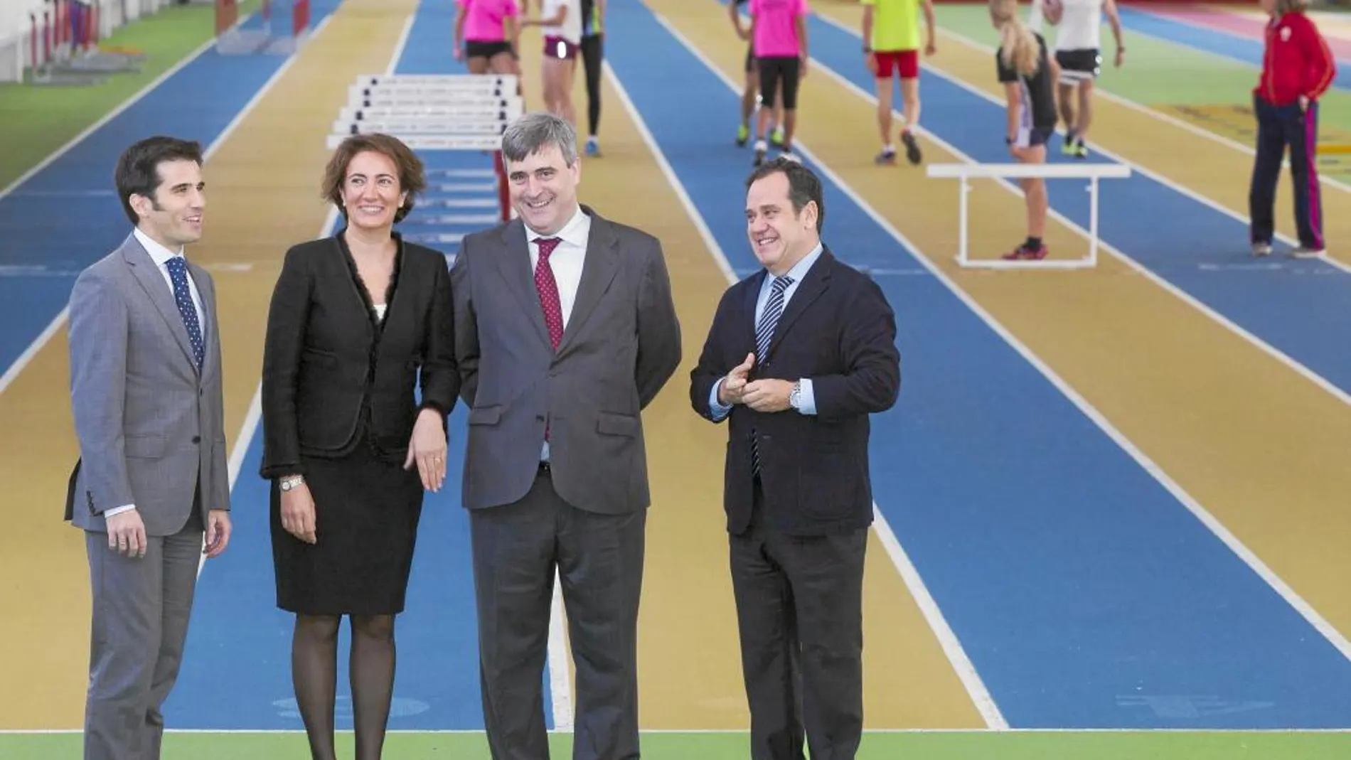 La consejera María Josefa García Cirac, Miguel Cardenal, Lahuerta y Trillo visitan el Centro de Tecnificación Deportiva
