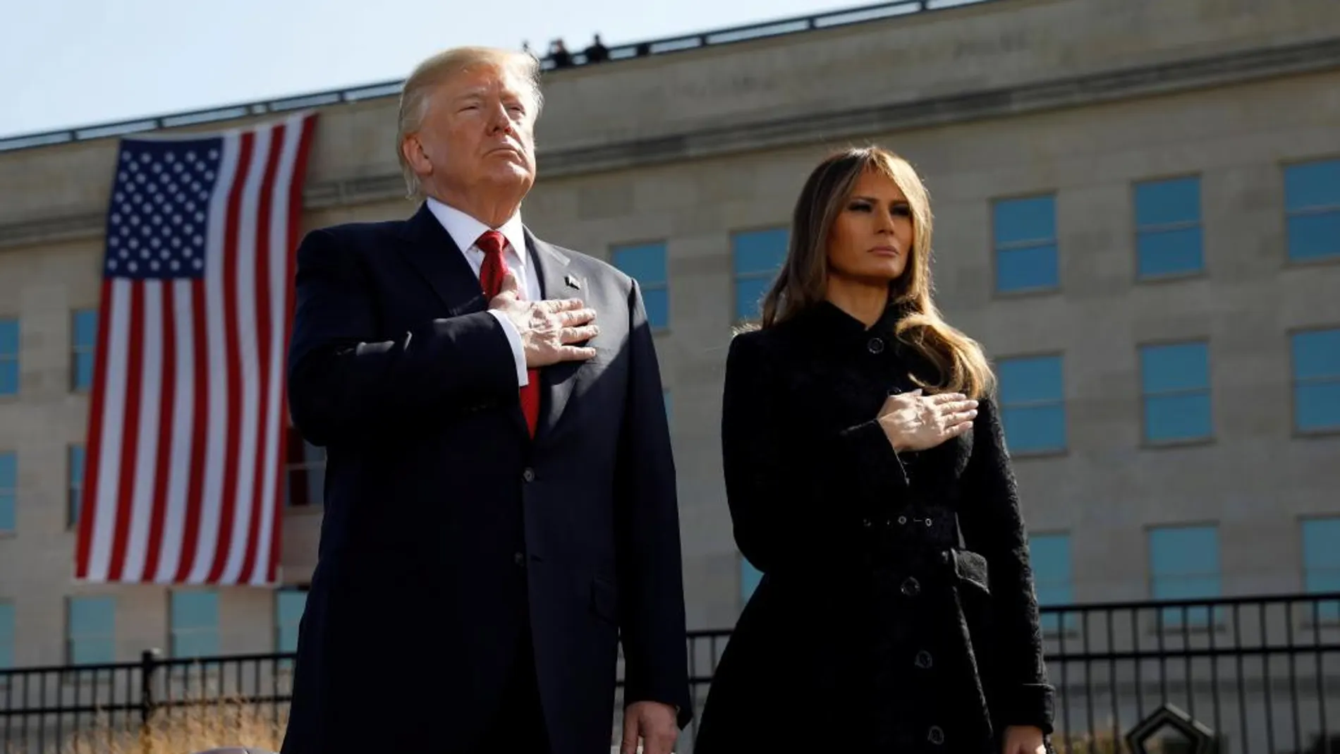 Donald Trump y Melania durante la ceremonia en recuerdo de las víctimas del 11-S