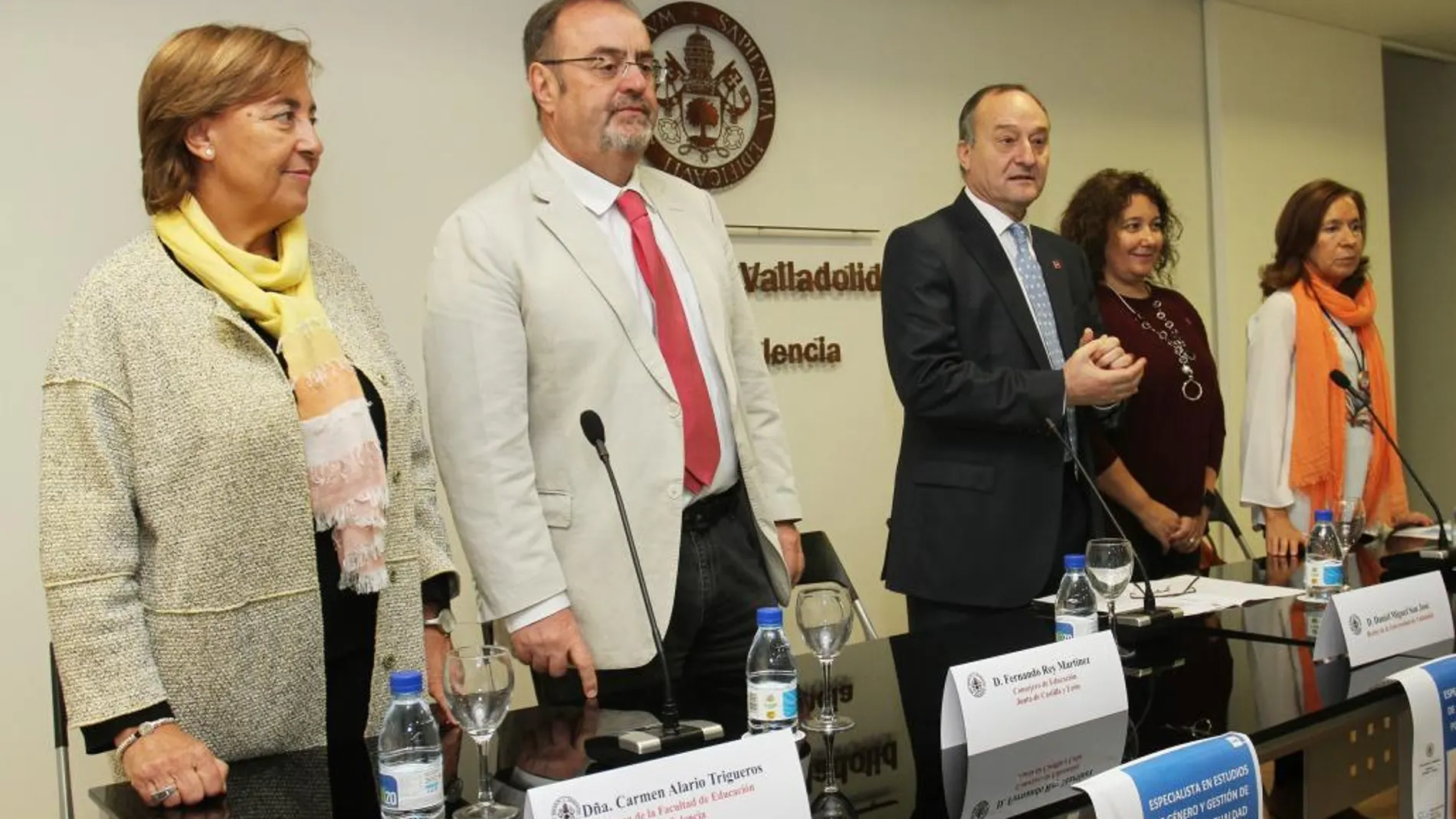 El consejero de Educación, Fernando Rey, inaugura el curso junto al rector Daniel Miguel San José