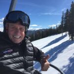Michael Douglas ha combatido la «bola de nieve» informativa alejándose del mundanal ruido mediático y compartiendo en las redes sociales una amena y saludable semana de esquí en compañía de su mujer