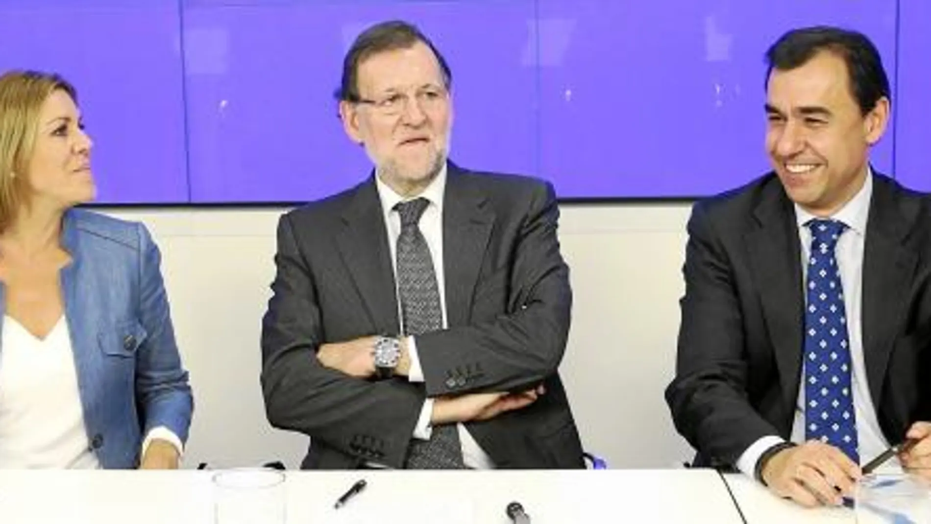 Pablo Casado, María Dolores de Cospedal, Mariano Rajoy, Fernando Martínez Maíllo y Javier Arenas, ayer, durante la reunión de la Junta Directiva Nacional del PP