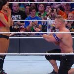 John Cena declarándose a Nikki Bella en el ring