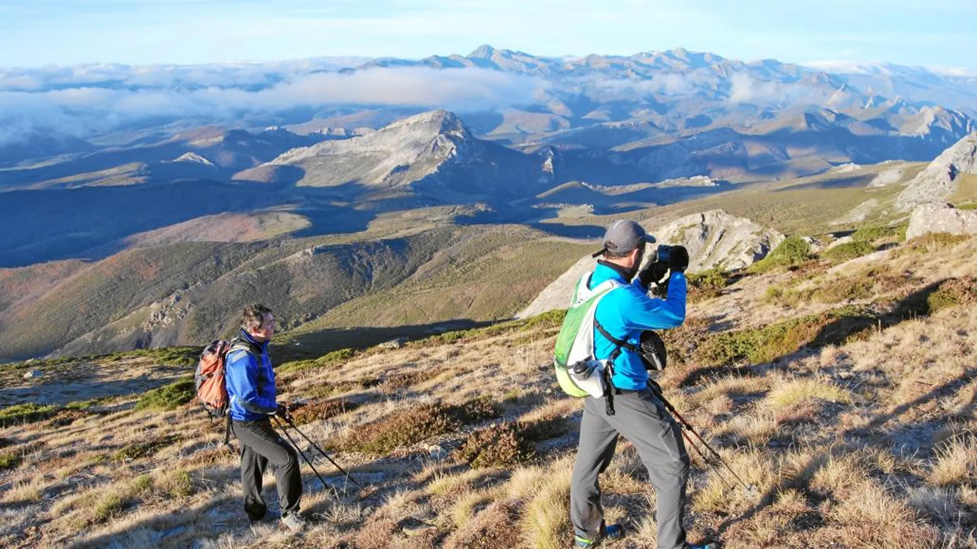 Turismo de senderismo y ascensiones a los picos de la Montaña Palentina. Unas fotografías cedidas por Vidal Rioja y David Villegas