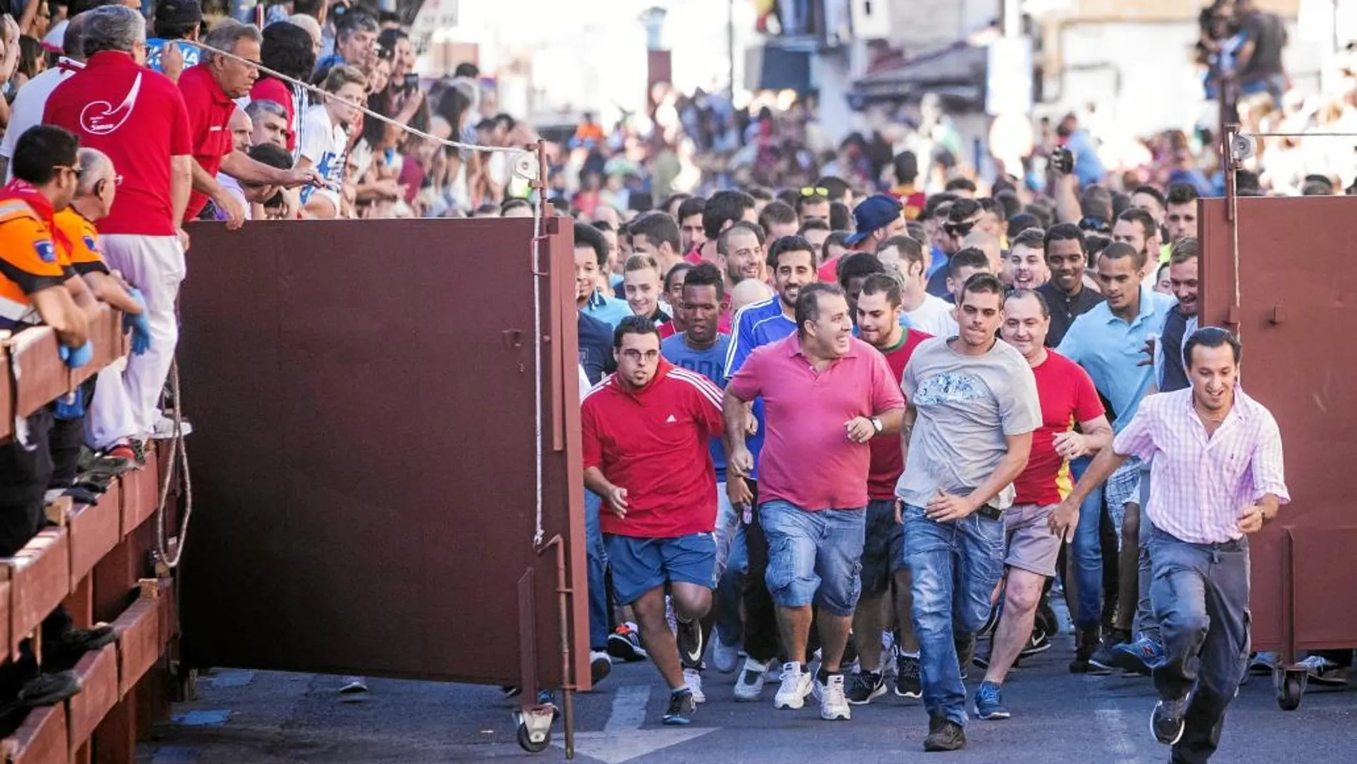 El trágico verano en cuanto a festejos taurinos ha empujado a reforzar la seguridad en «Sanse» con más de 400 profesionales entre Policía y Protección Civil