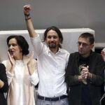 En el centro los fundadores de Podemos Carolina Bescansa, Pablo Iglesias y Juan Carlos Monedero sobre los que la Audiencia Nacional tiene la lupa