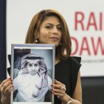 Ensaf Haidar, la mujer del bloguero saudí Raif Badawi, ofrece un discurso en el Parlamento Europeo