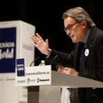 El presidente de la Generalitat en funciones y líder de CDC, Artur Mas, durante un acto electoral en Sabadell