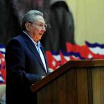 Raúl Castro pronuncia un discurso durante el VII Congreso del Partido Comunista de Cuba, hoy sábado 16 de abril, en La Habana (Cuba).