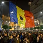 Protestas en Bucarest contra el primer ministro, Victor Ponta y el ministro de Interior, Gabriel Oprea.