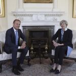 Theresa May y Donald Tusk durante su reunión en el 10 de Downing Street