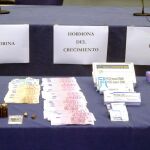 Imagen de archivo de sustancias dopantes y drogas incautadas po la policía