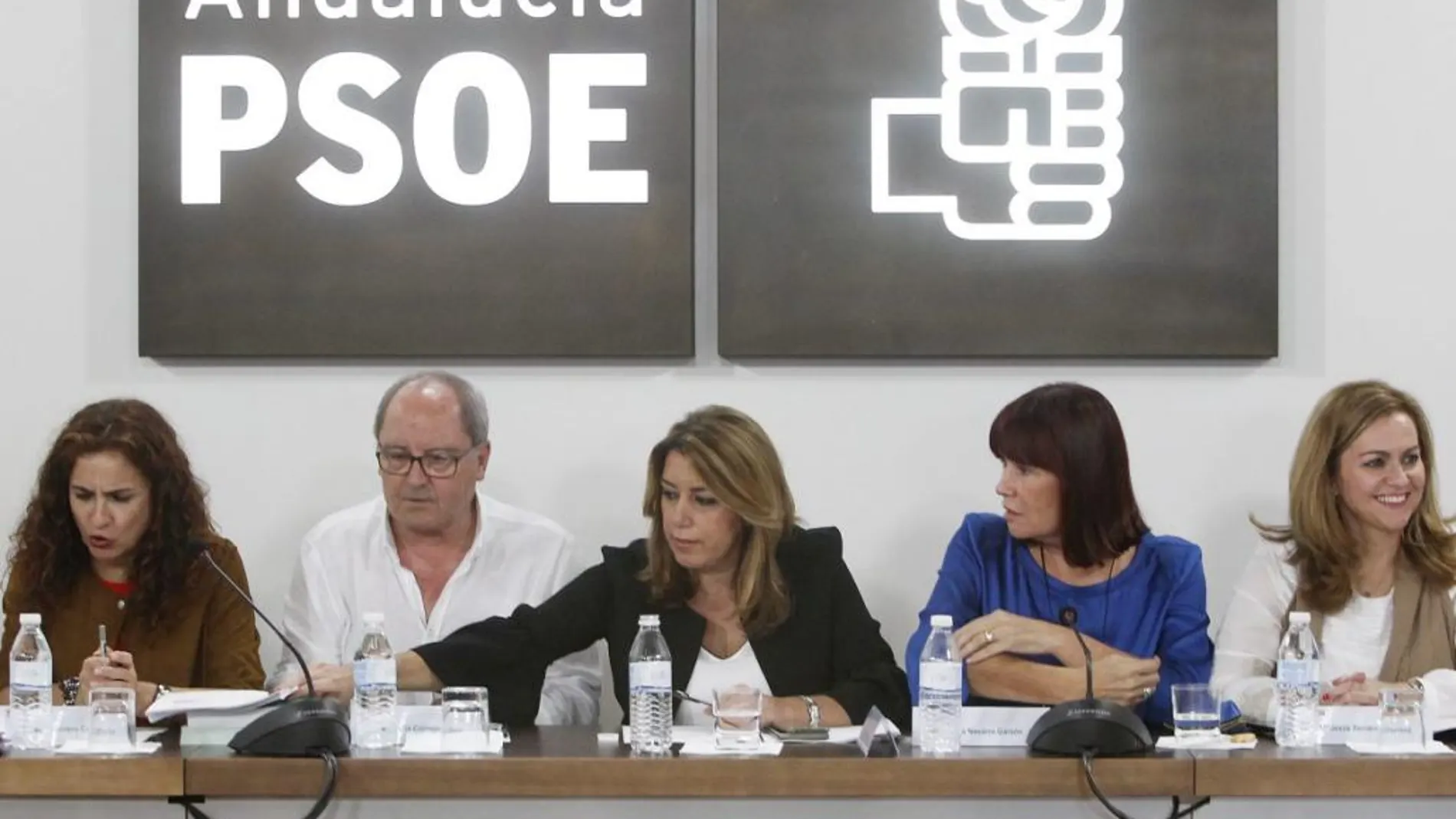 La presidenta de la Junta, Susana Díaz, ayer, durante una reunión del PSOE andaluz en Sevilla