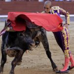 Pase de pecho de Javier Castaño en Las Ventas