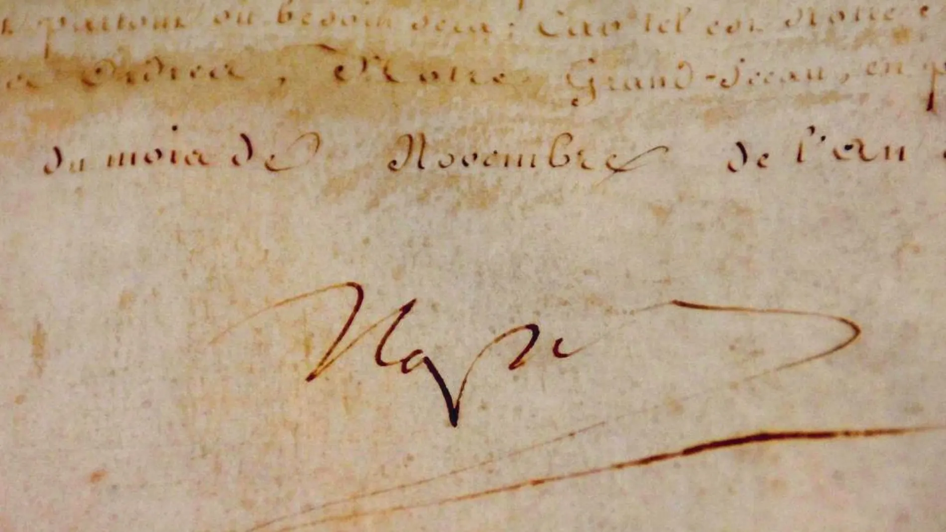 La firma de Napoleón fue cambiando durante toda su vida. Bonaparte, «Napol», «N», Napoleón...