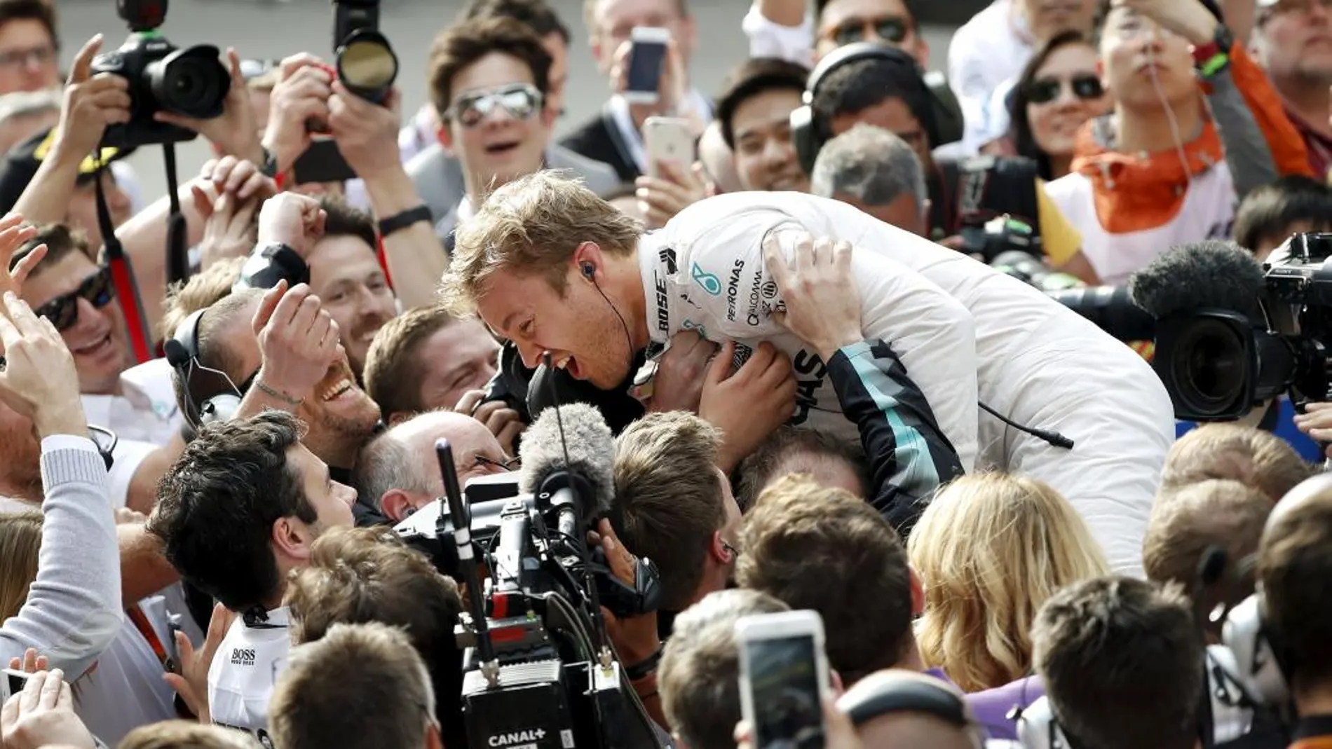 Nico Rosberg celebra la victoria.