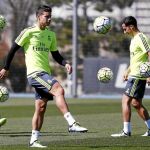 Carvajal, James, Lucas Vázquez y Arbeloa, en el entrenamiento de ayer del Real Madrid