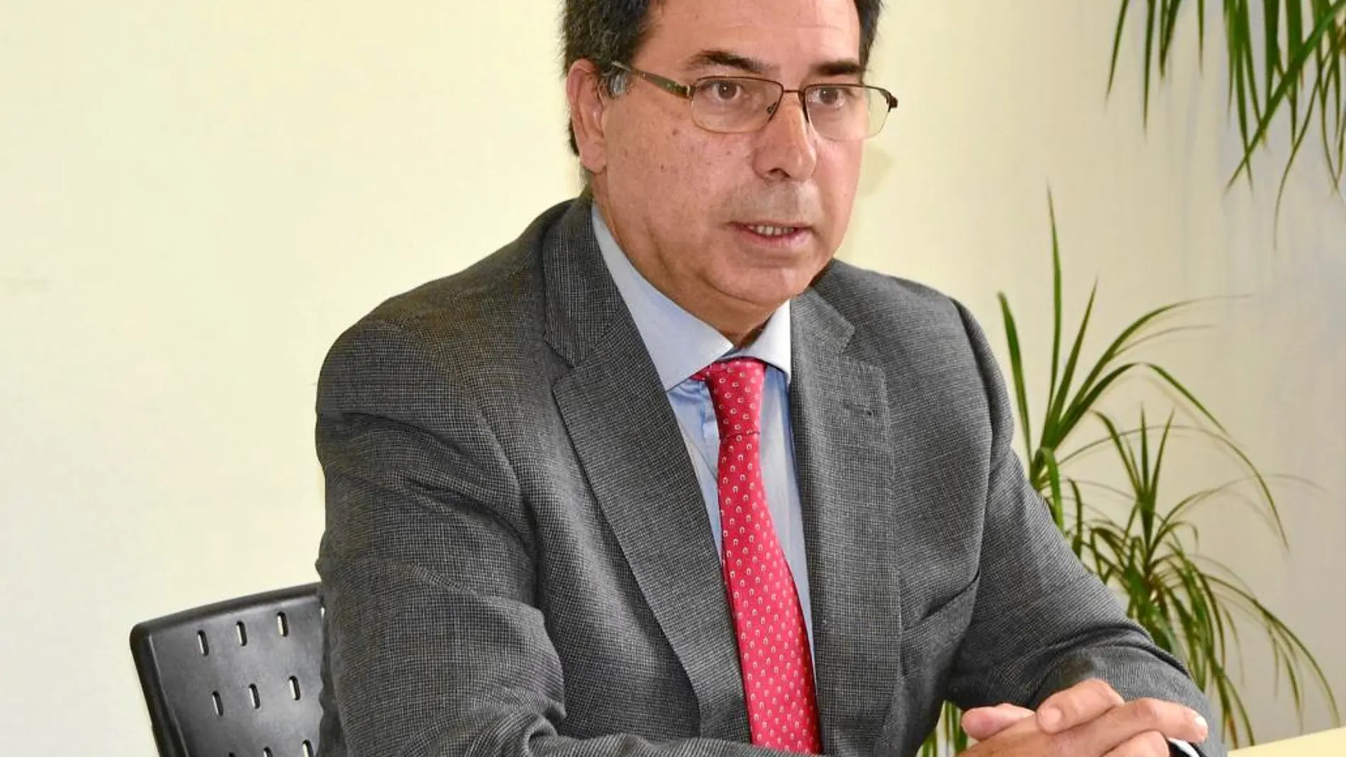 El presidente de la Federación de Empresas de Contratistas de Obras de la Administración de la Comunitat Valenciana (Fecoval), José Luis Santa Isabel