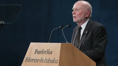 El premio Príncipe de Asturias 2017 de las Letras, Adam Zagajewski, durante su intervención