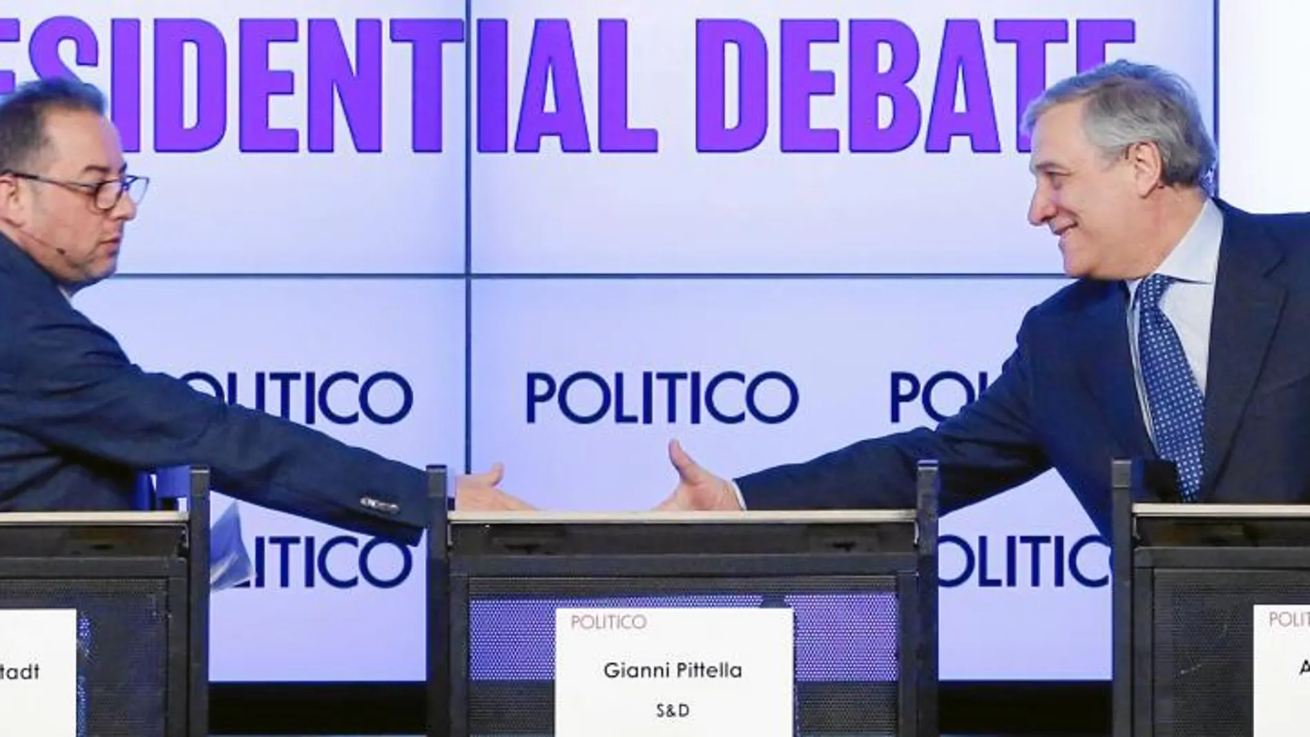 Duelo entre italianos. Pittella y Tajani participaron el día 11 en un debate organizado por «Politico»