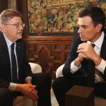 El presidente de la Generalitat, Ximo Puig, y el candidato socialista a la Presidencia, Pedro Sánchez