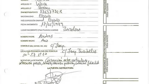 El tesorero de Convergència Democrática de Cataluña (CDC) y de la Fundación CatDem fue detenido por la Guardia Civil, que siguió con él el protocolo habitual en estos casos, desde tomarle las huellas dactilares, como se recoge en la diligencia que se reproduce en esta página; llamada al familiar que él indicó para informarle de su situación; a su abogado, etcétera.
