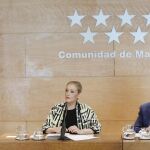 Cristina Cifuentes junto a Ángel Garrido durante una reunión del Consejo de Gobierno
