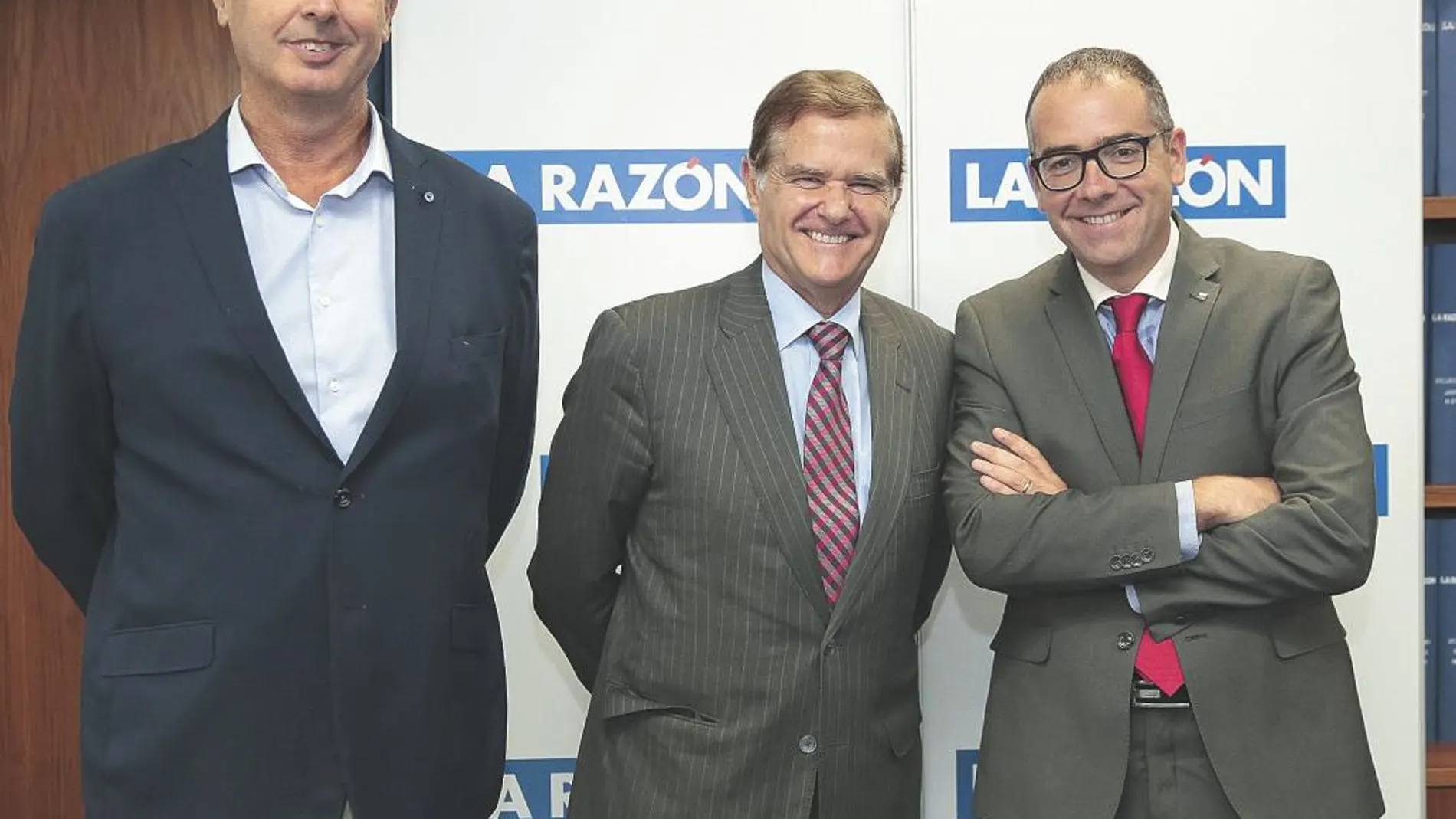 De izquierda a derecha, Joaquín Carrasco, Manuel Lage y Antonio Calvo
