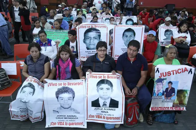 Los expertos cuestionan la versión oficial de la muerte de 43 estudiantes en Iguala