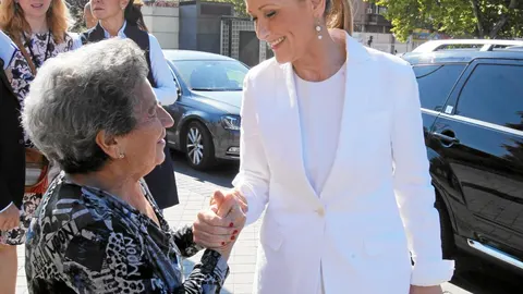 Confiesa que prefiere llegar tarde a un sitio que negar el saludo a alguien.