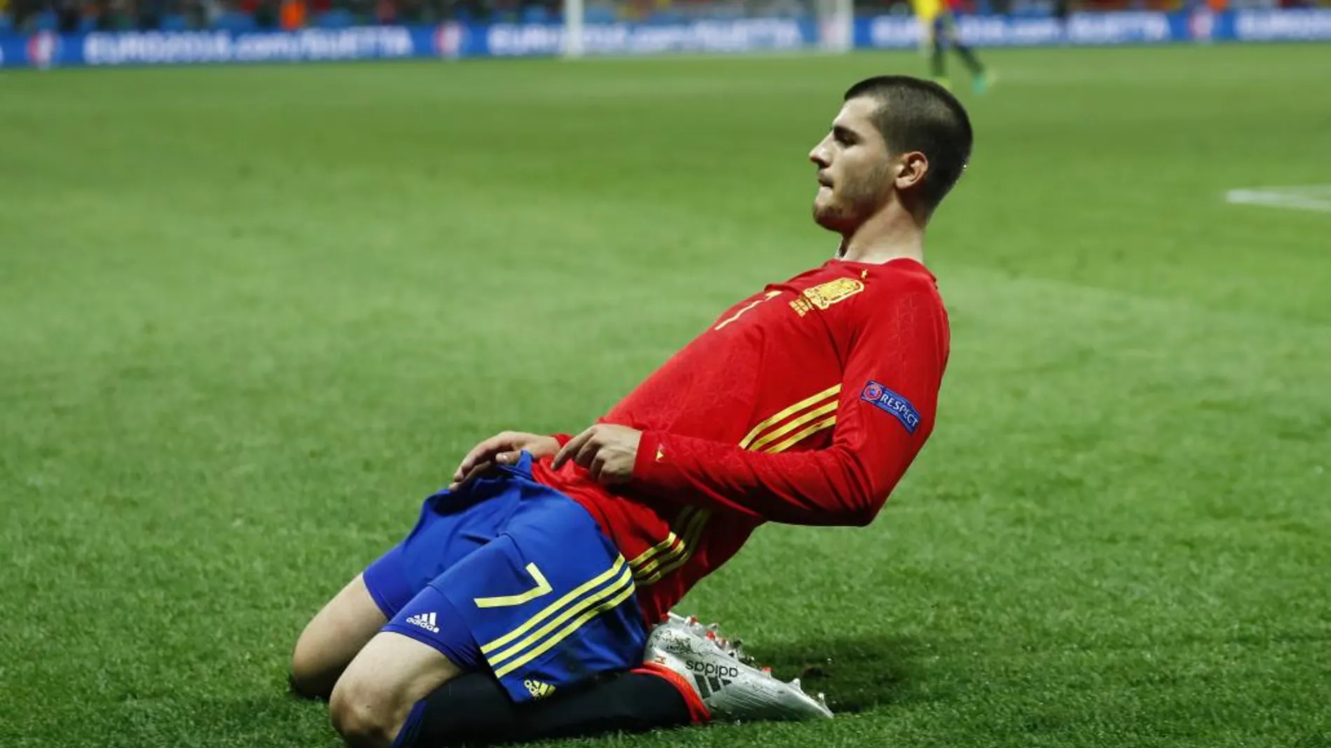 Álvaro Morata celebra su primer gol en la Eurocopa