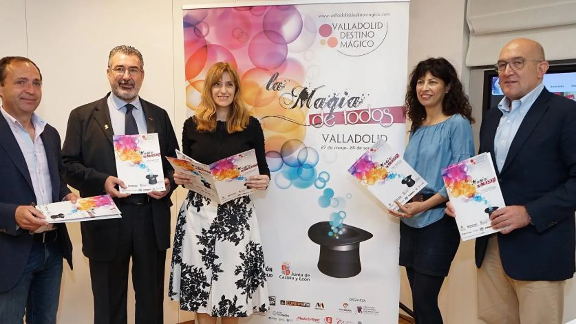 Presentación del programa «Valladolid, destino mágico» con la presencia de Ana Redondo, Jesús Julio Carnero y Mar Sancho, entre otros