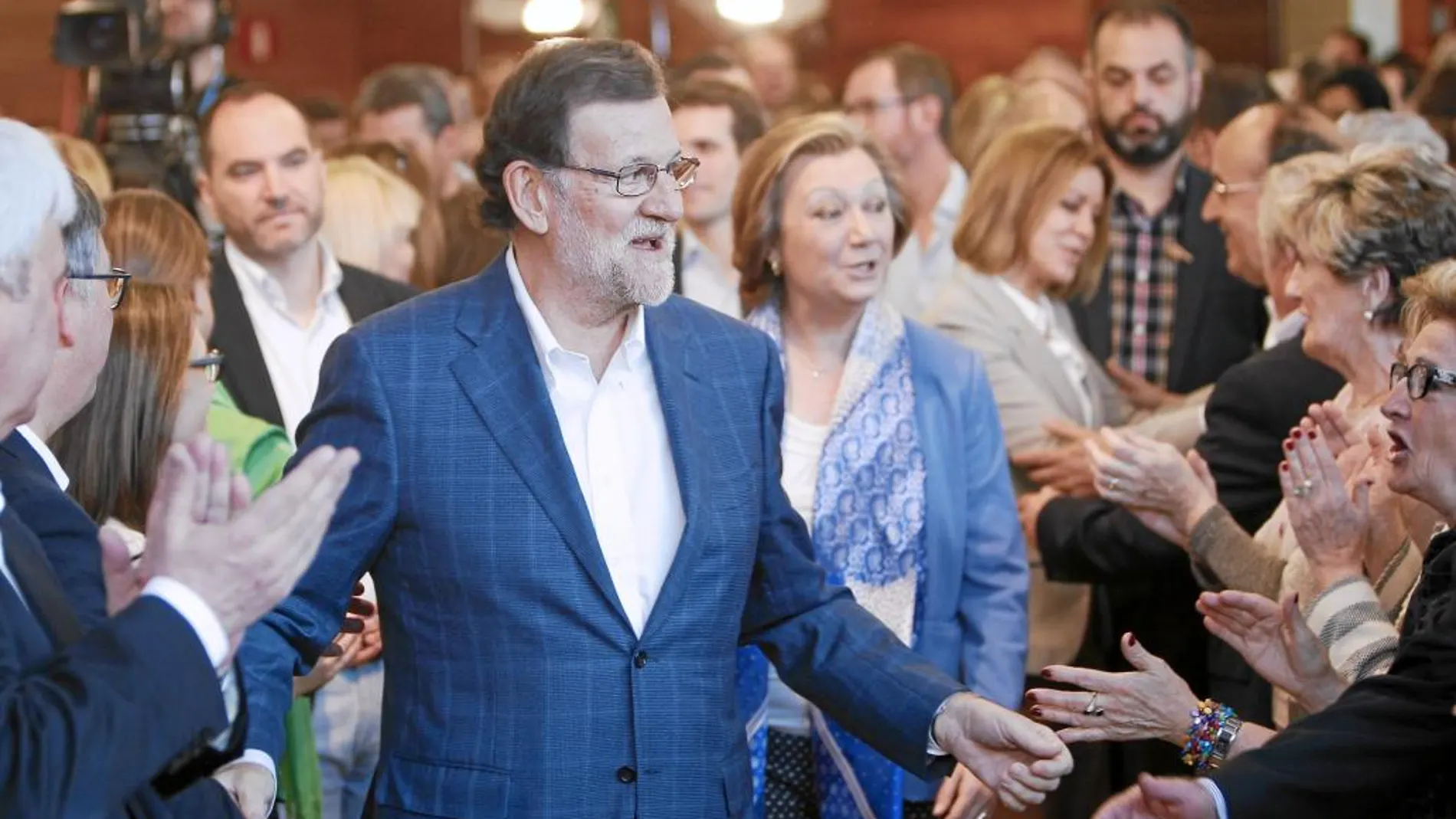 Rajoy clausuró ayer en Zaragoza una convención sobre educación organizada por el PP de Aragón. En su intervención no mencionó a José Manuel Soria